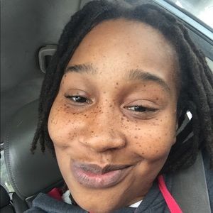 Meet your Posher, Shanetta